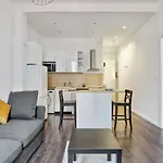 Oscarmony - Welkeys Apartamento